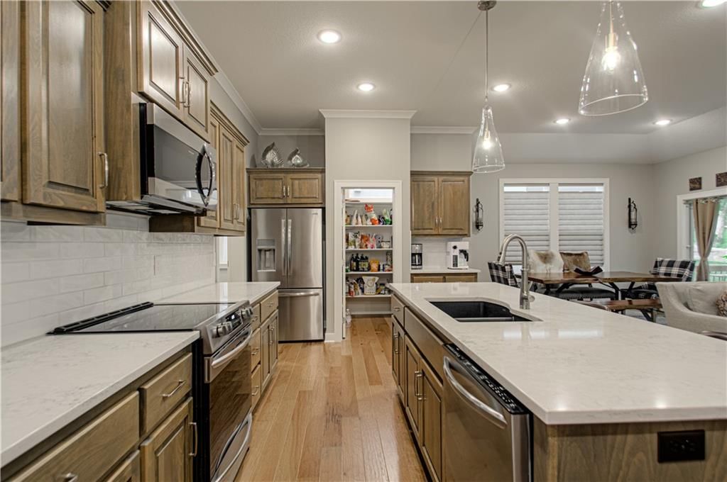 8701 N Allenton Avenue — photo 14