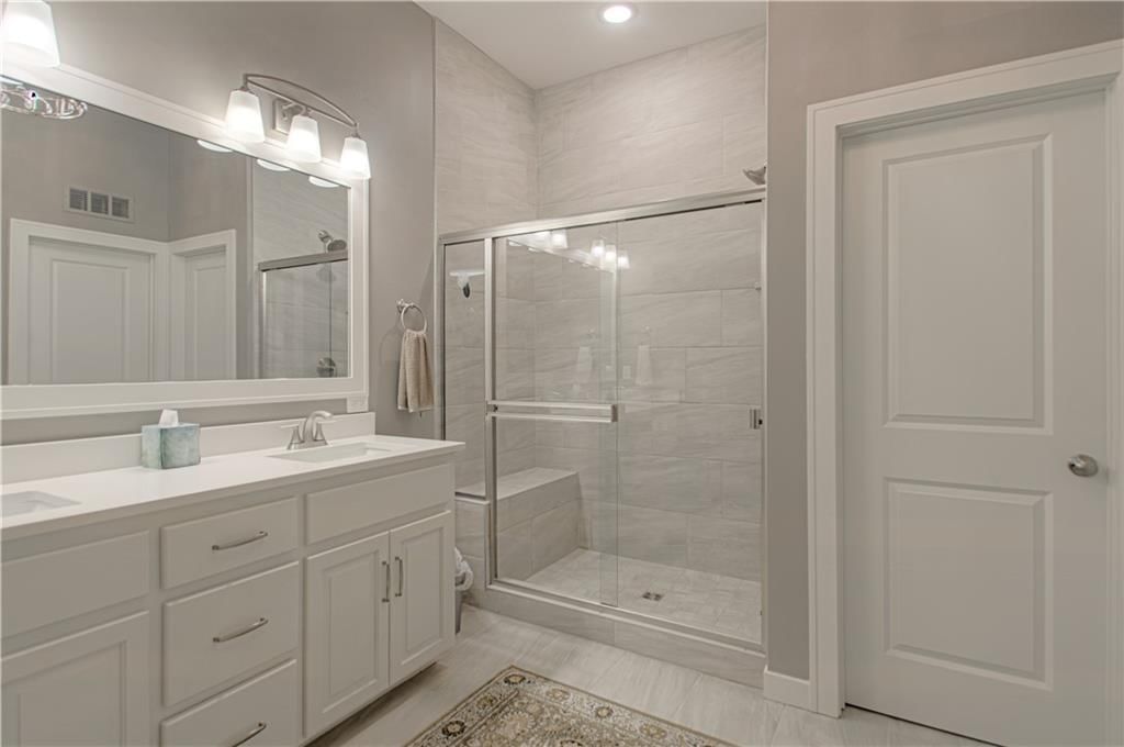 8701 N Allenton Avenue — photo 21