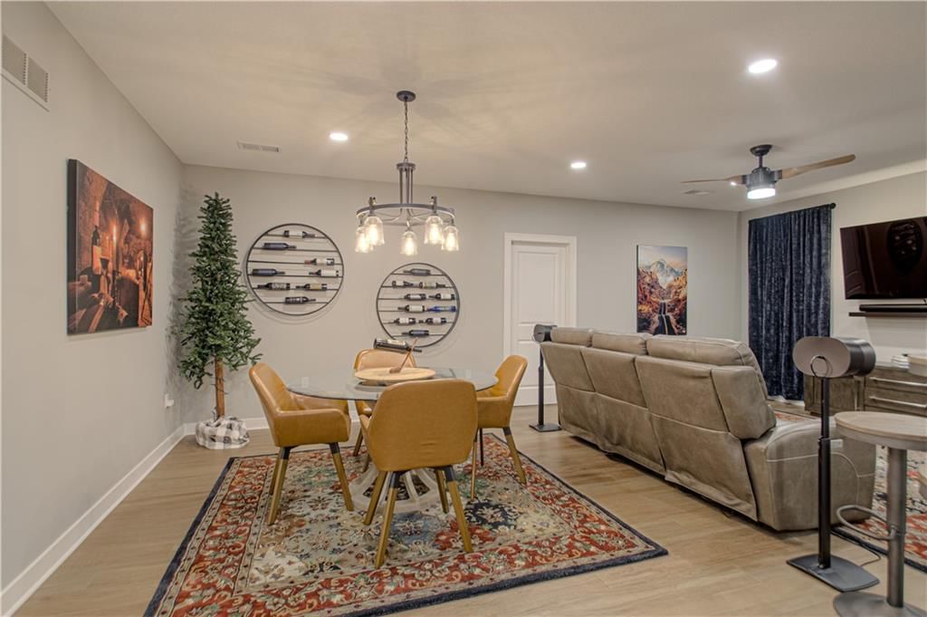 8701 N Allenton Avenue — photo 30