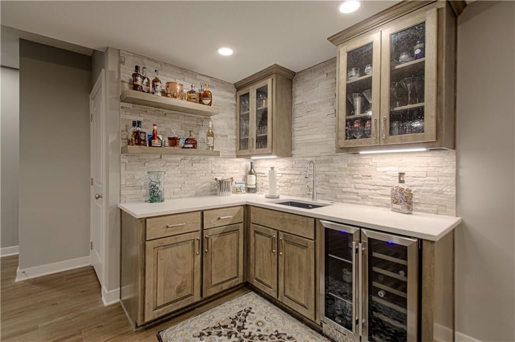 8701 N Allenton Avenue — photo 33