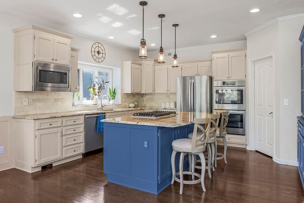 14108 Hadley Street — photo 9