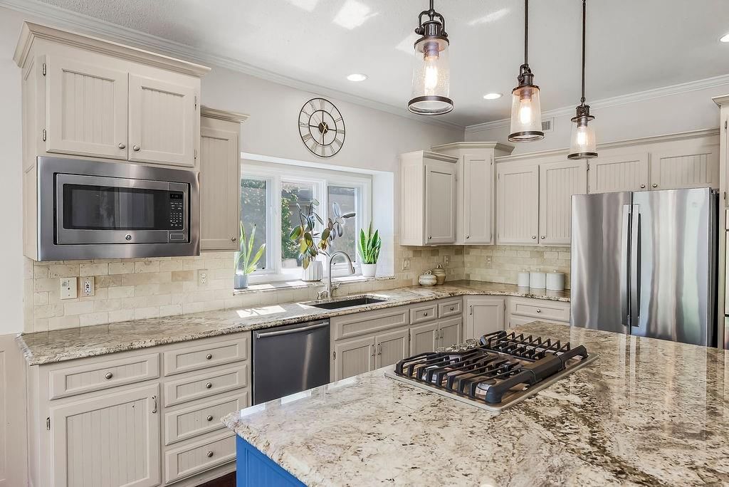 14108 Hadley Street — photo 11
