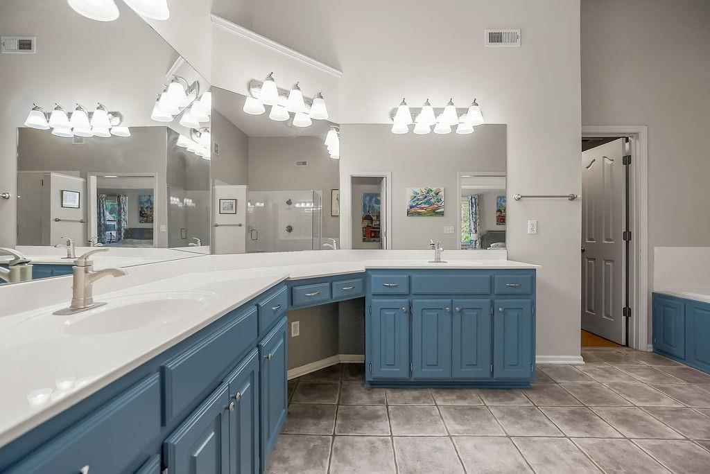 14108 Hadley Street — photo 16