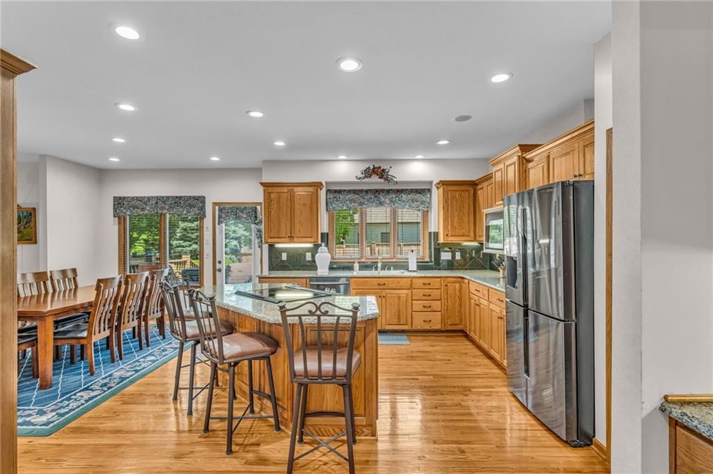 4728 Wimbledon Drive — photo 13