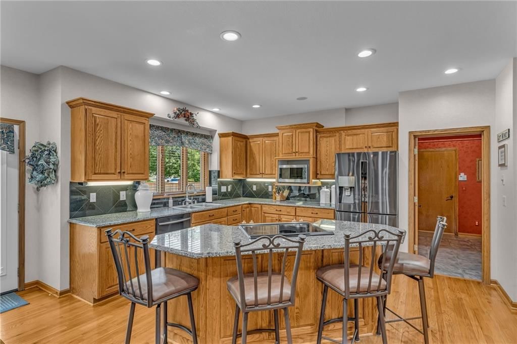 4728 Wimbledon Drive — photo 14