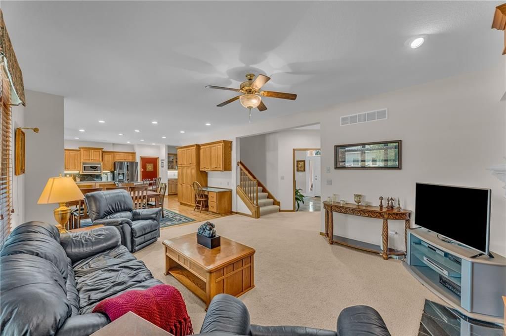 4728 Wimbledon Drive — photo 25