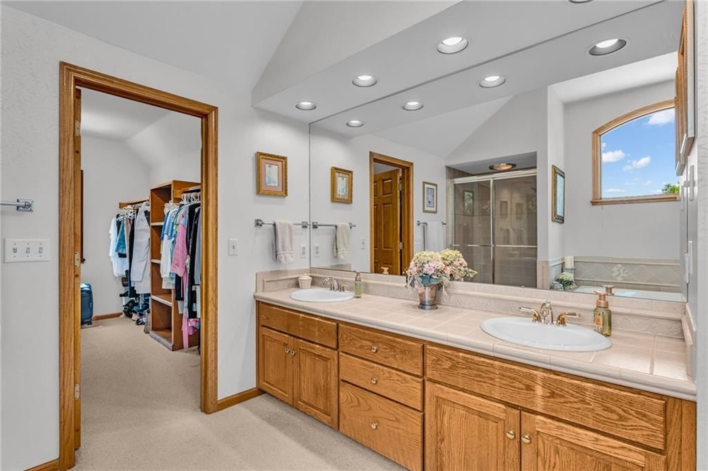 4728 Wimbledon Drive — photo 36