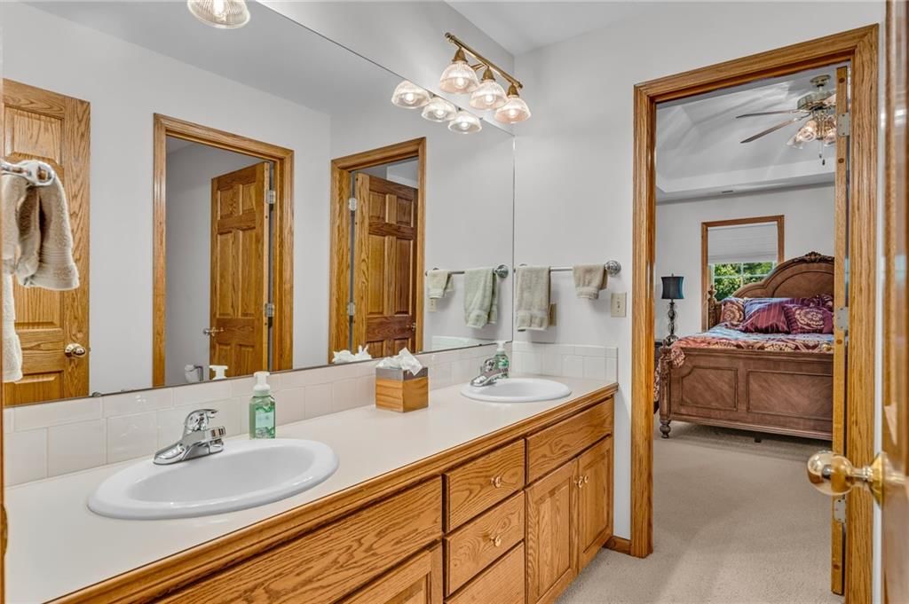 4728 Wimbledon Drive — photo 44