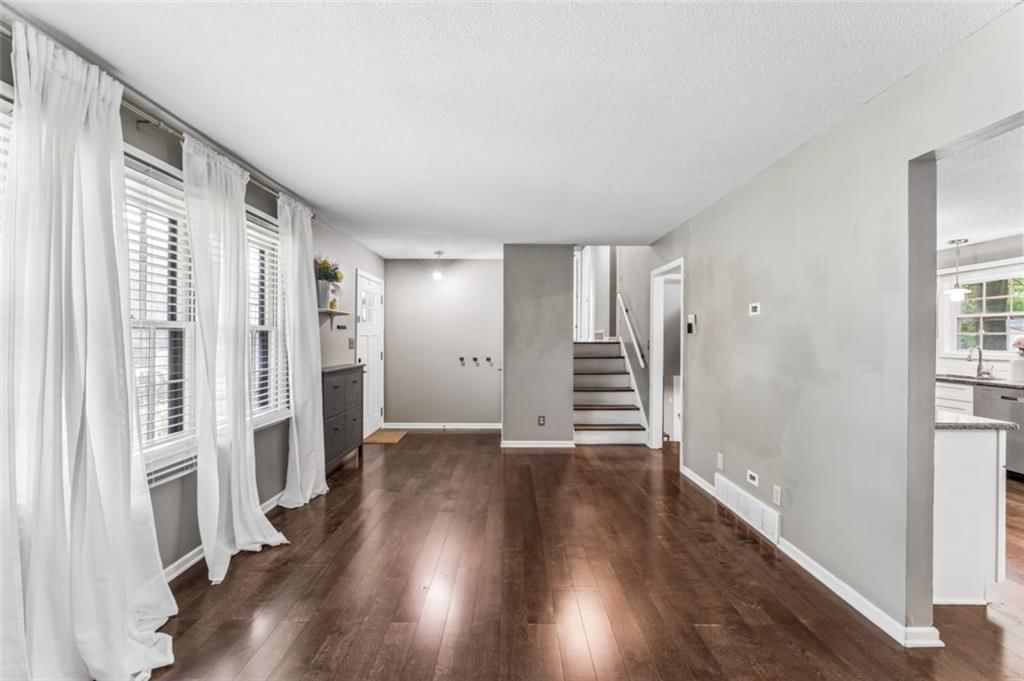 10901 W 91st Terrace — photo 11