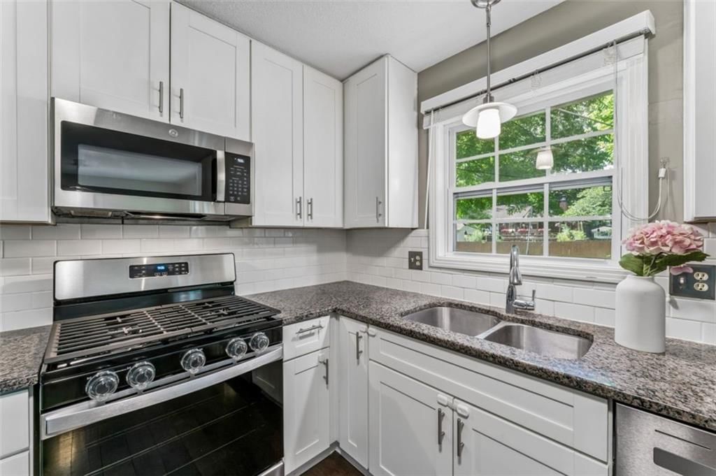 10901 W 91st Terrace — photo 16