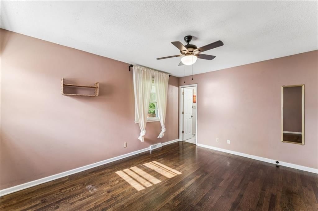 10901 W 91st Terrace — photo 22
