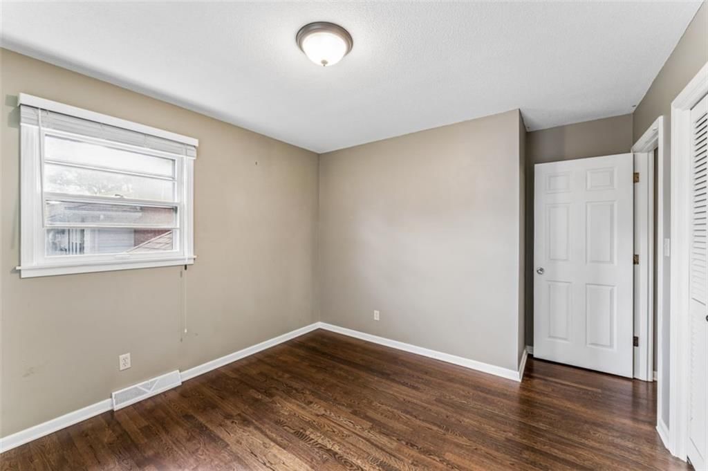 10901 W 91st Terrace — photo 27
