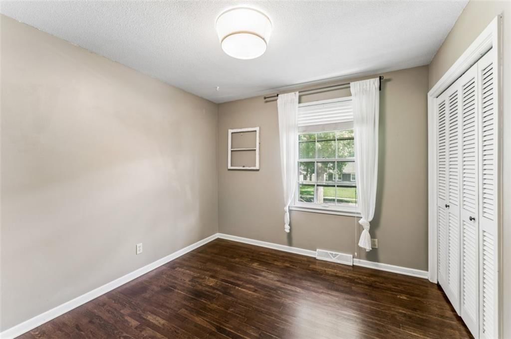 10901 W 91st Terrace — photo 29