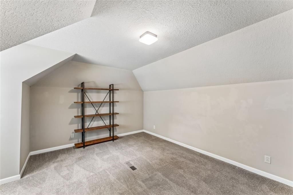 10901 W 91st Terrace — photo 32