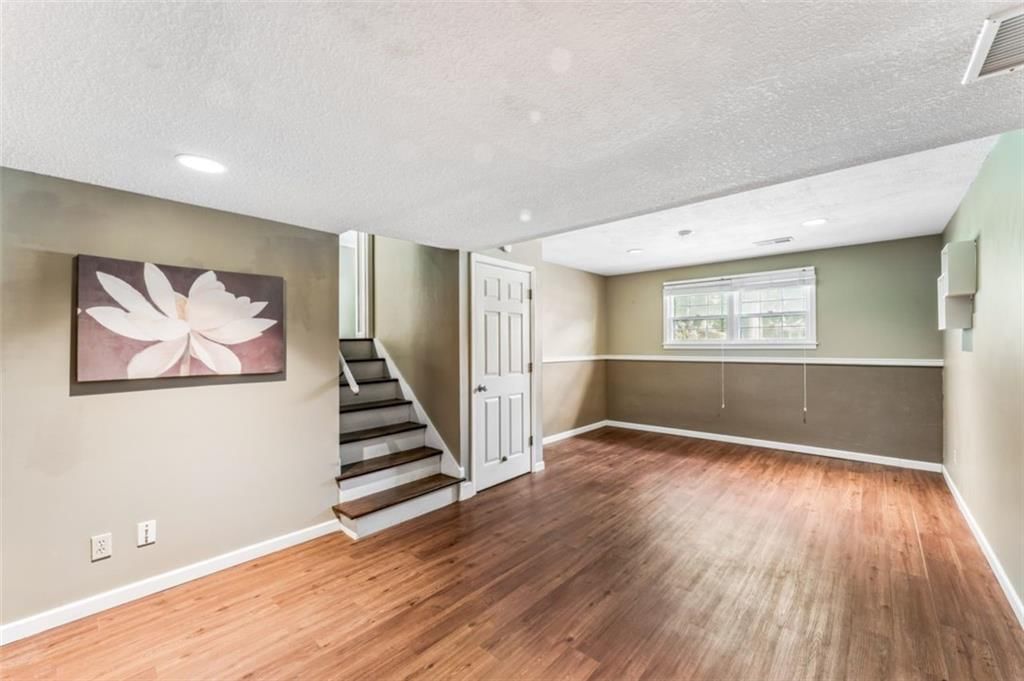 10901 W 91st Terrace — photo 38