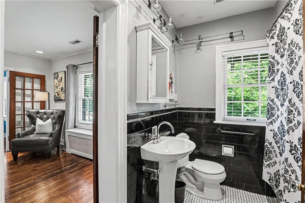 7225 Ward Parkway — photo 19