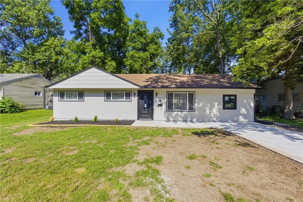 11310 CORRINGTON Avenue — photo 1