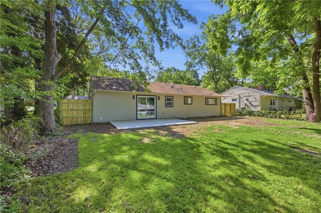11310 CORRINGTON Avenue — photo 23