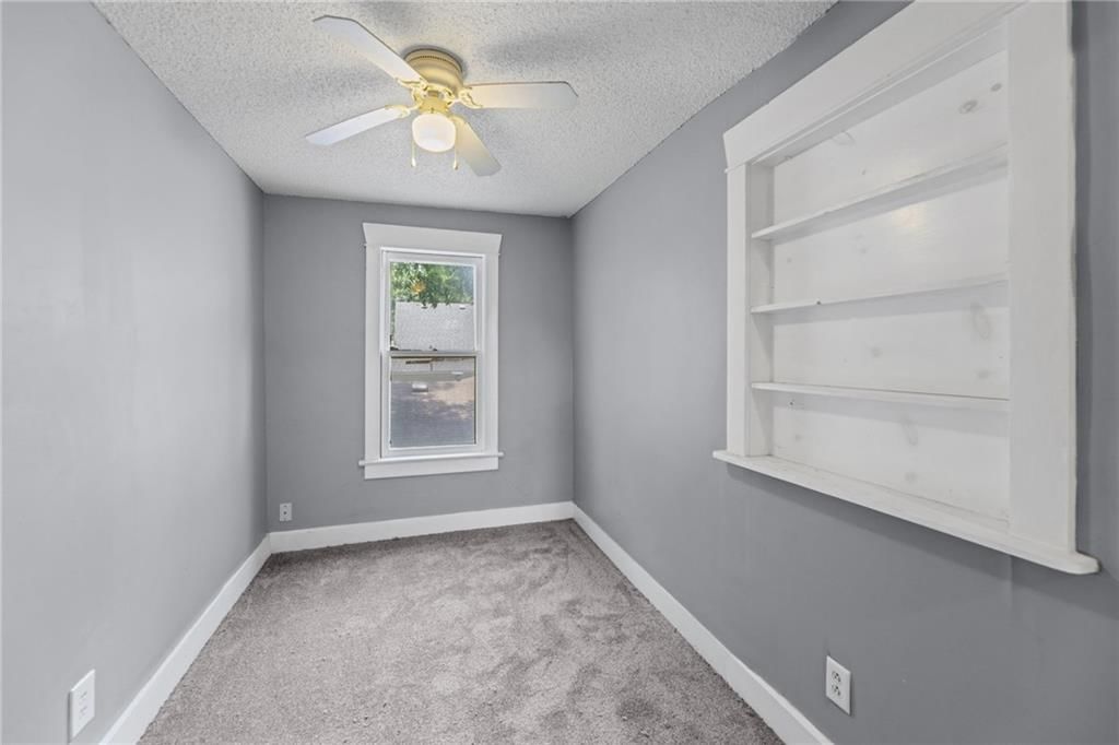 1017 S Hickory Street — photo 25