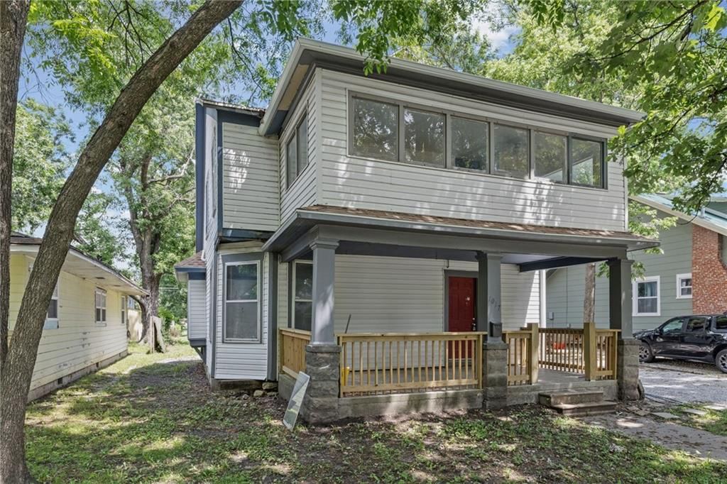 1017 S Hickory Street — photo 40