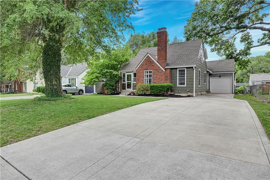 5232 Roe Boulevard — photo 2