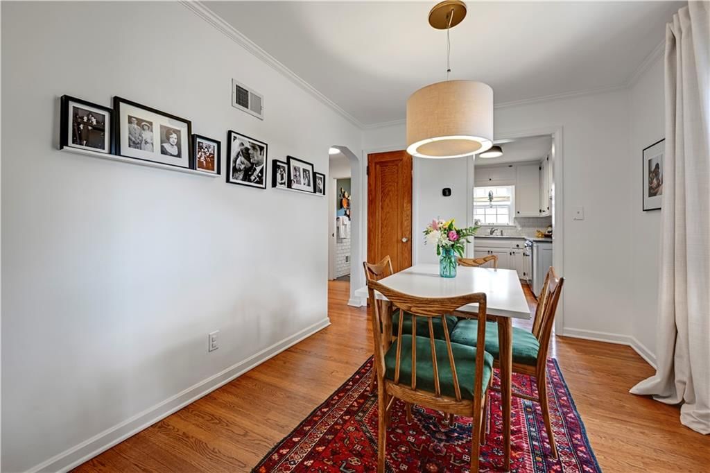 5232 Roe Boulevard — photo 10