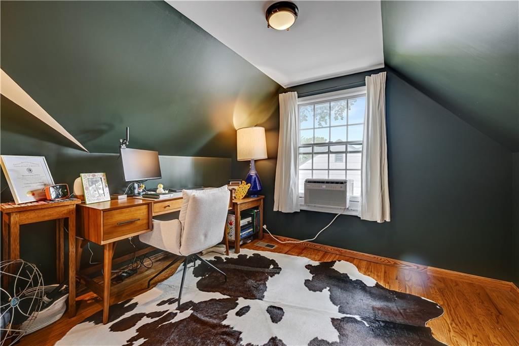 5232 Roe Boulevard — photo 30