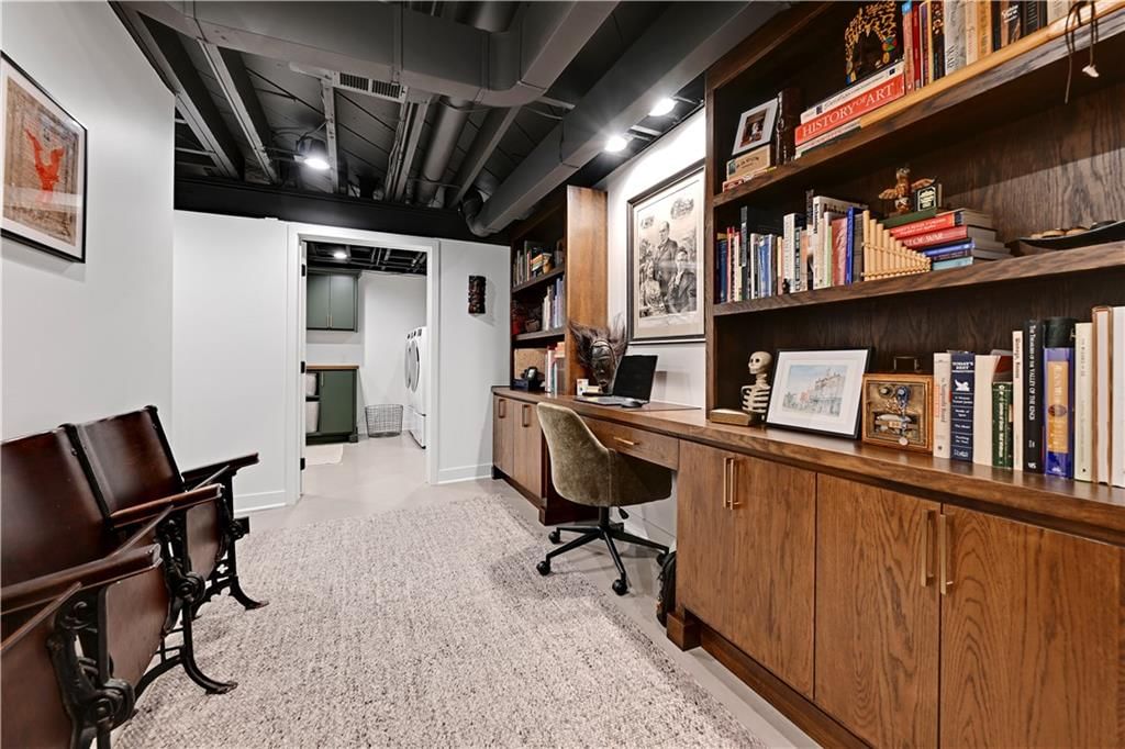 5232 Roe Boulevard — photo 37