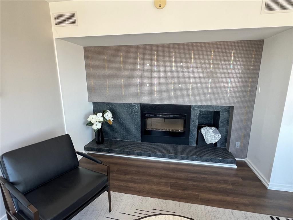 2510 Grand Boulevard — photo 16