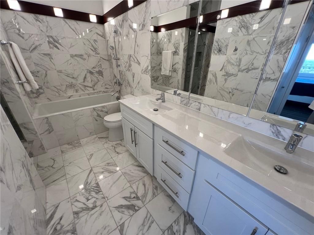 2510 Grand Boulevard — photo 26