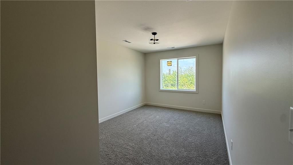 2200 SE Oak Ridge Drive — photo 9