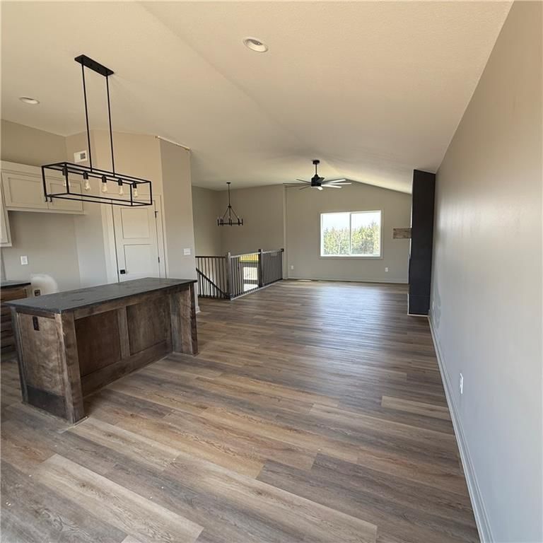 2112 SE Oak Ridge Drive — photo 6