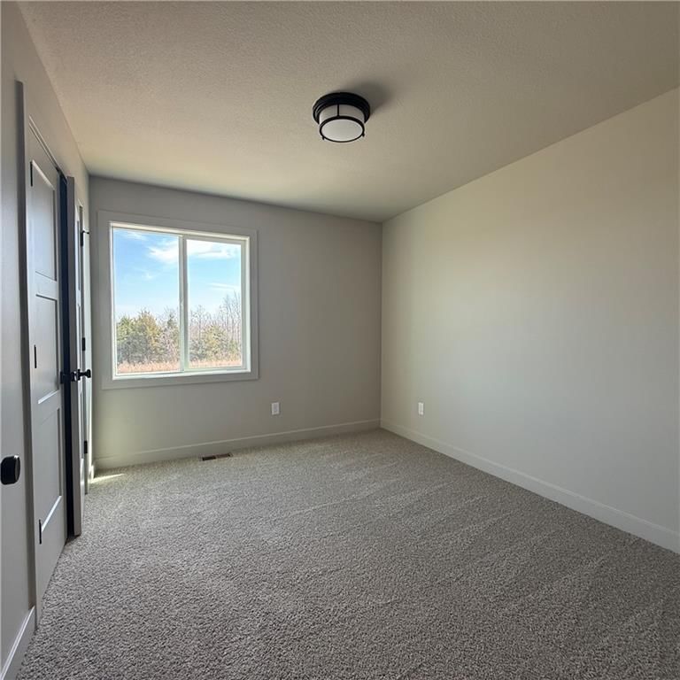 2112 SE Oak Ridge Drive — photo 13