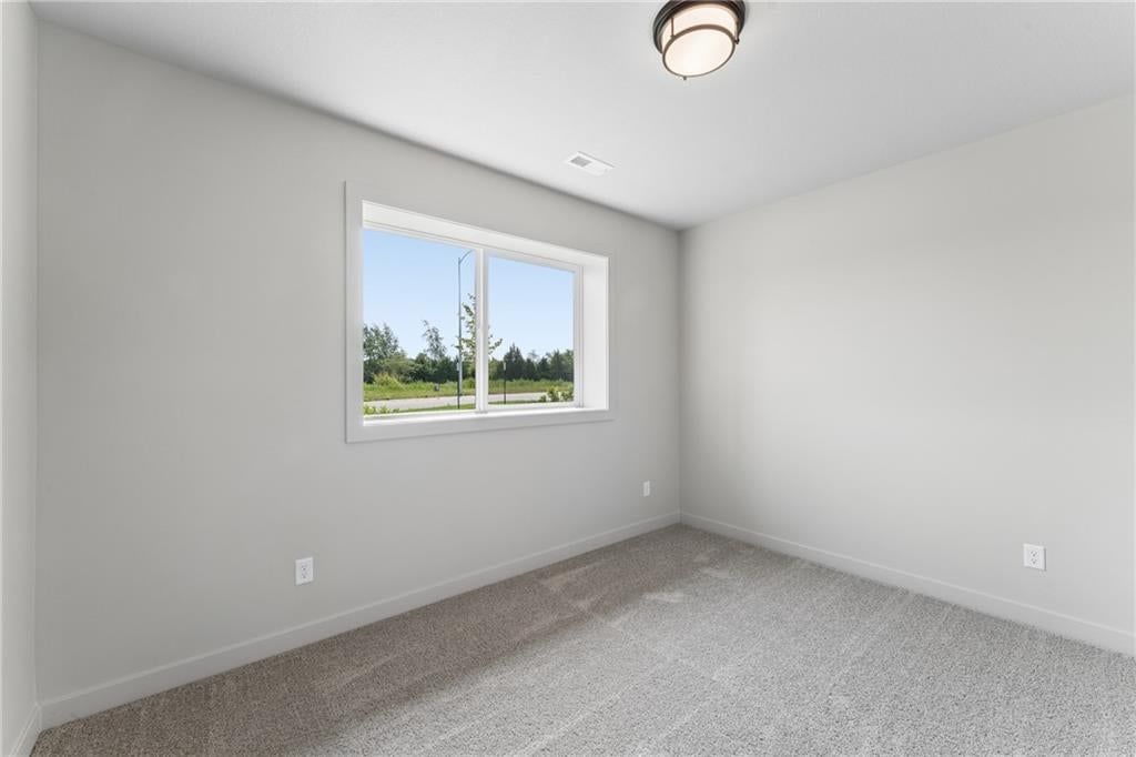 2112 SE Oak Ridge Drive — photo 37