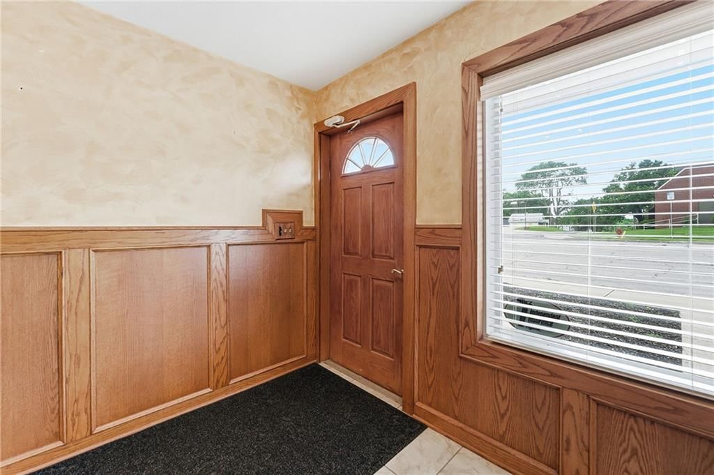6107 Blue Ridge Boulevard — photo 8