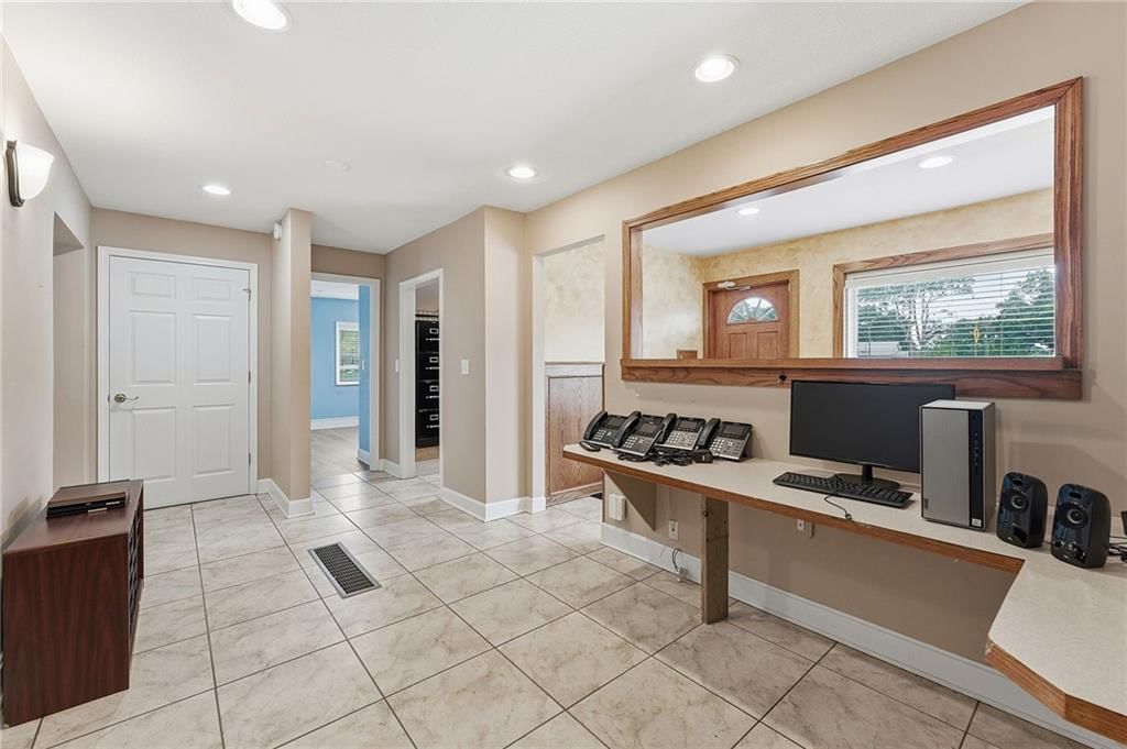 6107 Blue Ridge Boulevard — photo 11