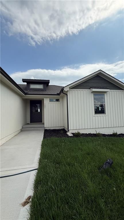 701 SE 21st Street — photo 2