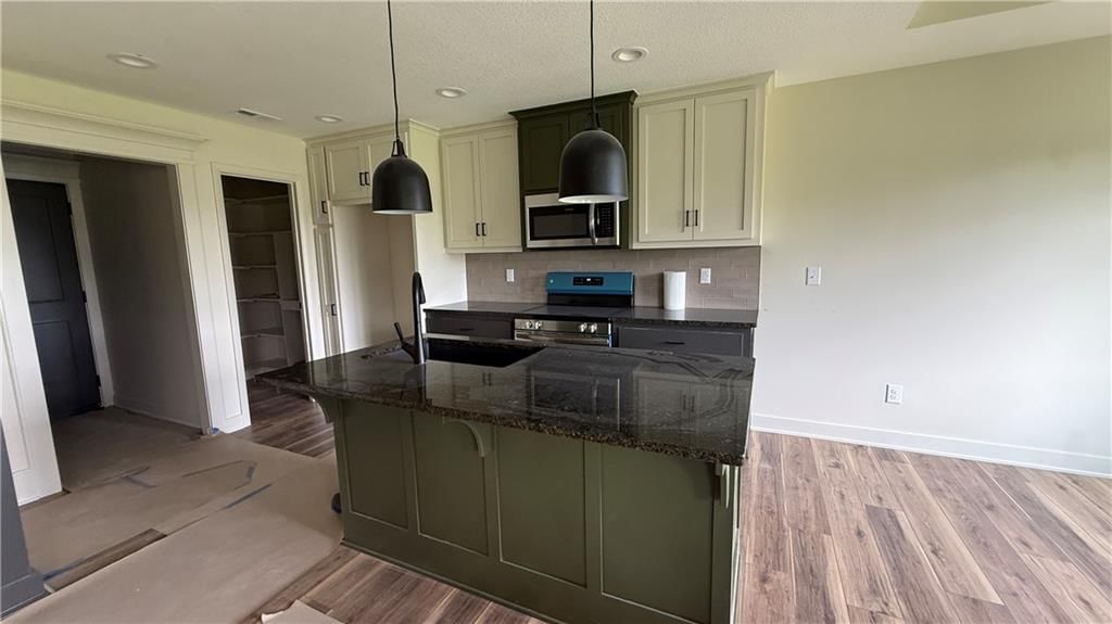 701 SE 21st Street — photo 5