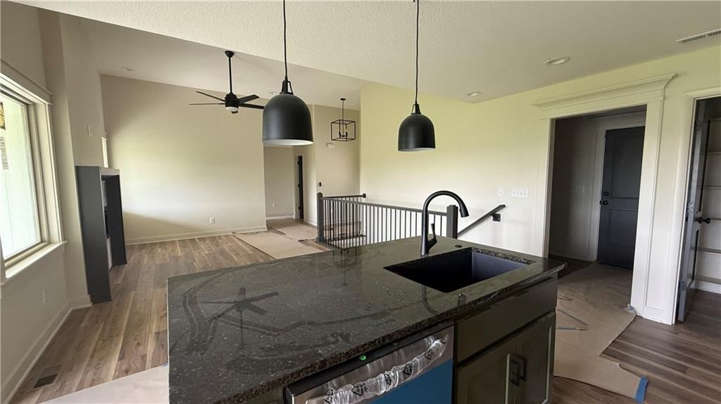 701 SE 21st Street — photo 8