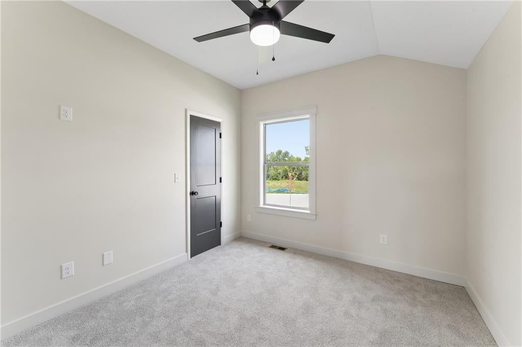 701 SE 21st Street — photo 31