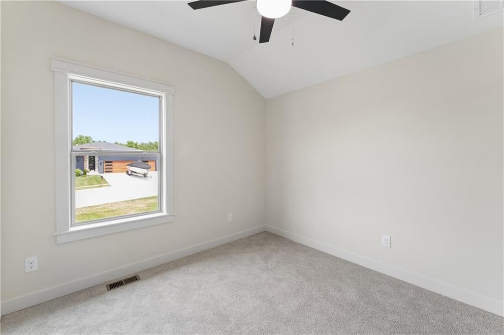 701 SE 21st Street — photo 32