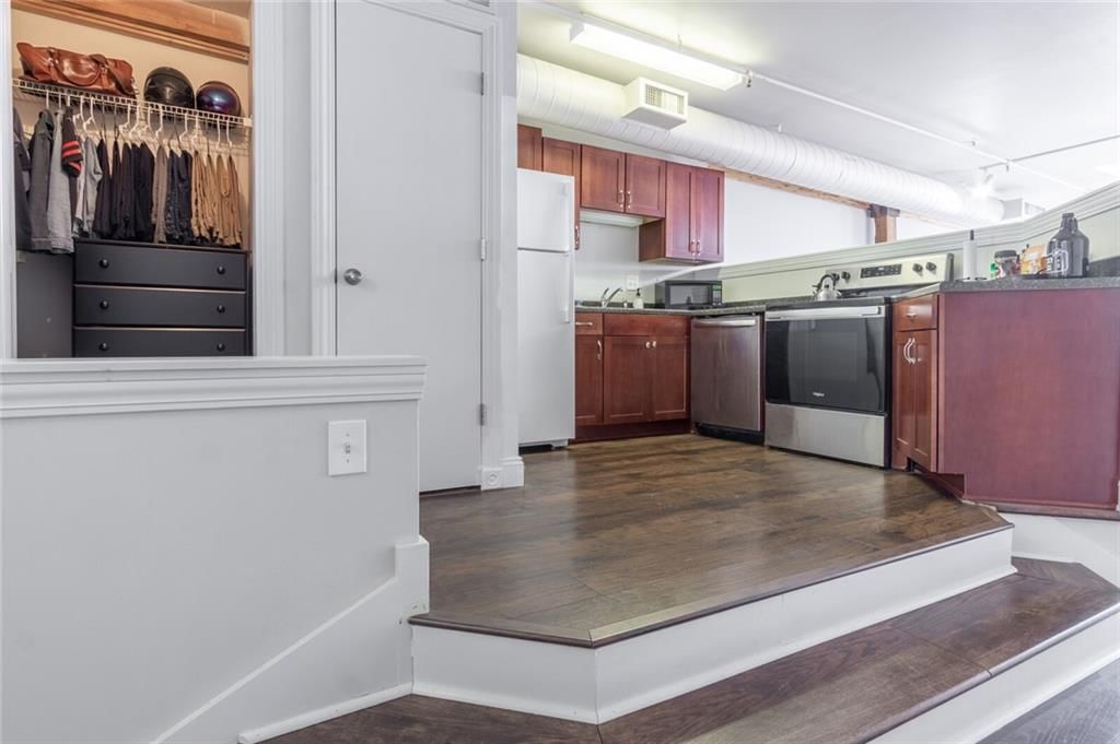 700 Broadway Boulevard — photo 15