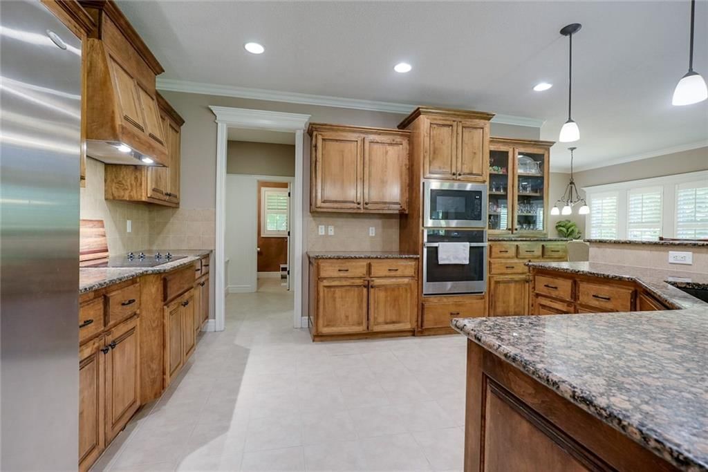 1528 SW Hedgewood Lane — photo 15