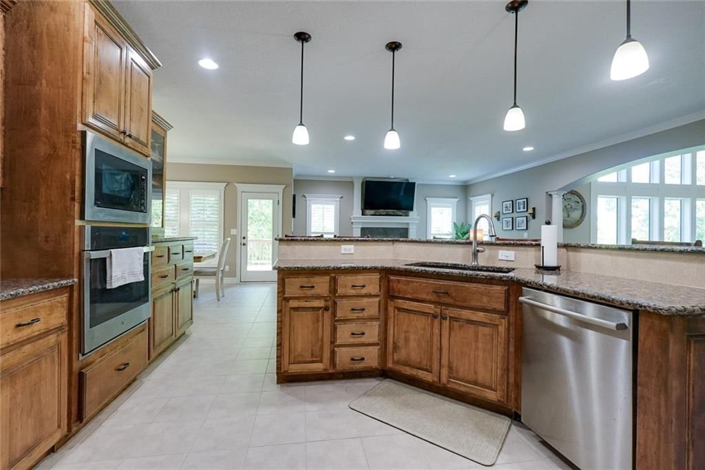 1528 SW Hedgewood Lane — photo 16