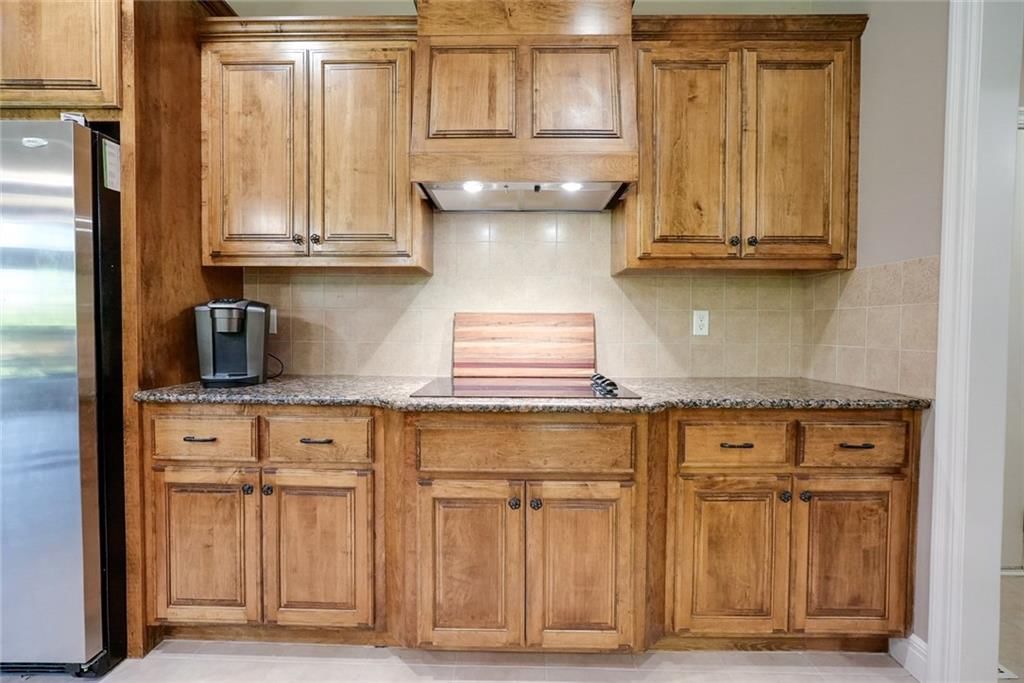 1528 SW Hedgewood Lane — photo 28