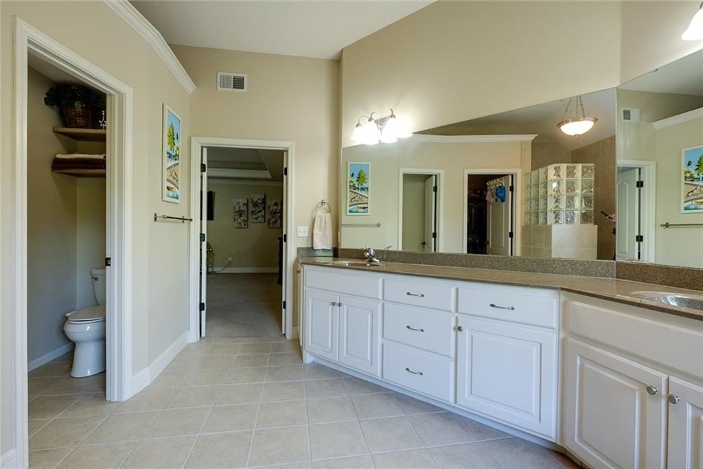 1528 SW Hedgewood Lane — photo 48