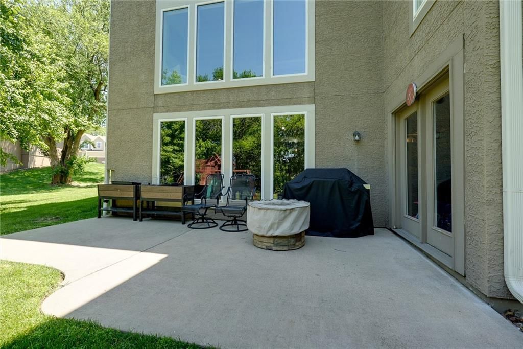 1528 SW Hedgewood Lane — photo 82