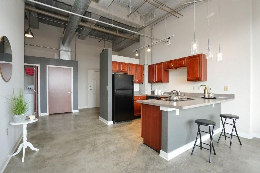 1535 Walnut Street — photo 8