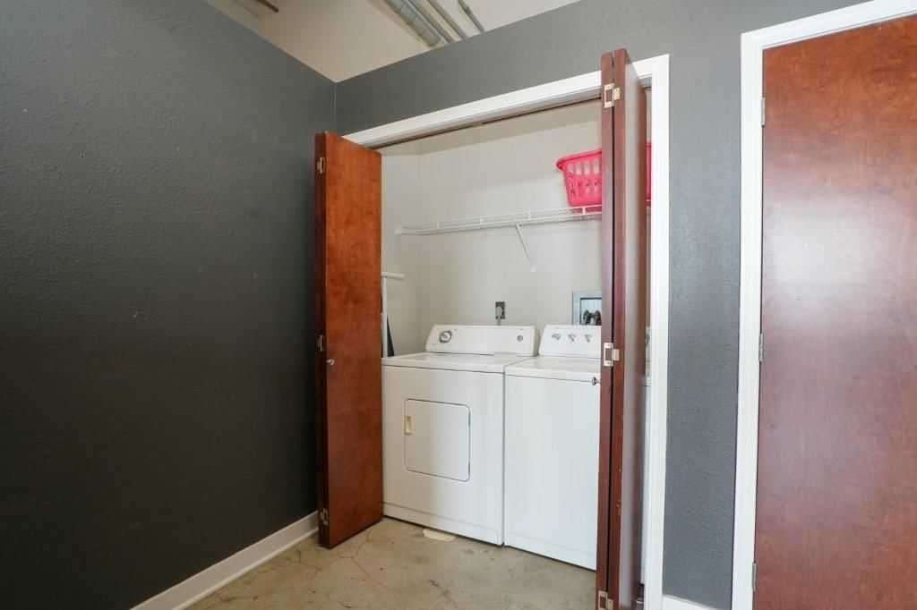 1535 Walnut Street — photo 18