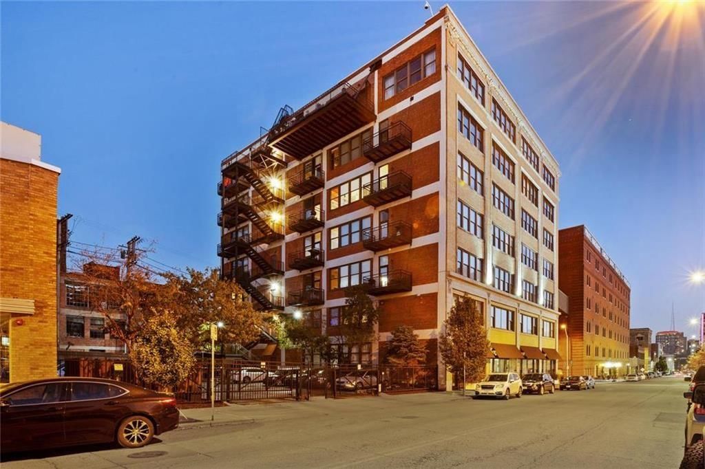 1535 Walnut Street, Kansas City, MO: listing photo 2